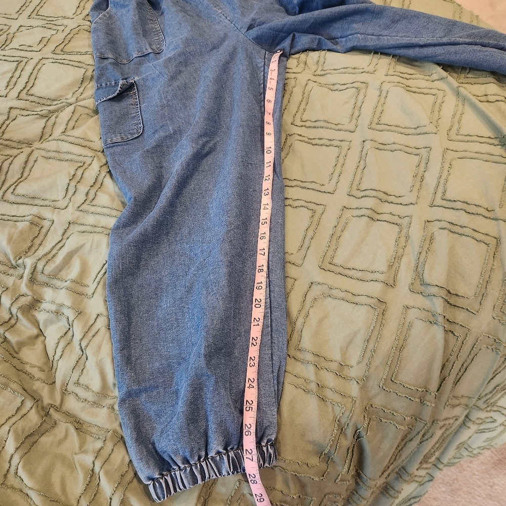 Blush blue jean slweveless jumpsuit. Size XL. Pockets on both sides. - Picture 11 of 11